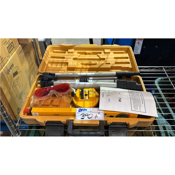 JOHNSON LEVEL & TOOL LASER LEVEL KIT