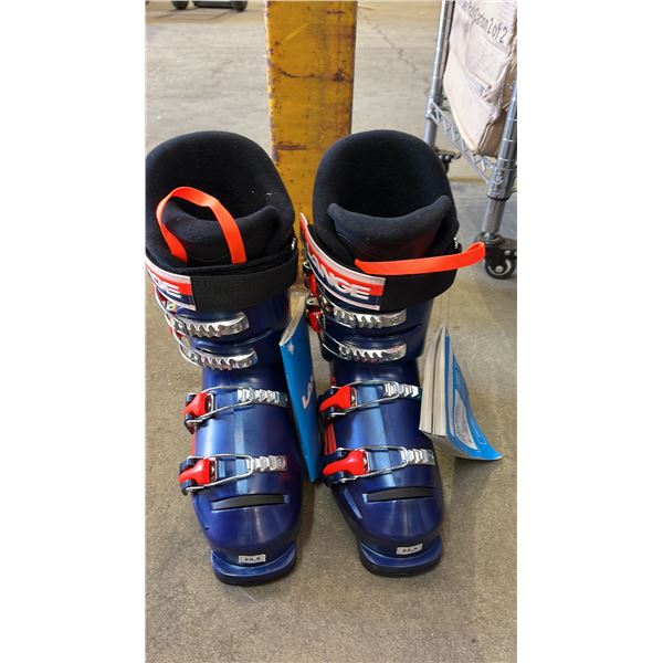 *NEW* PAIR OF LANGE RSJ60 SIZE 22.5 SKI BOOTS
