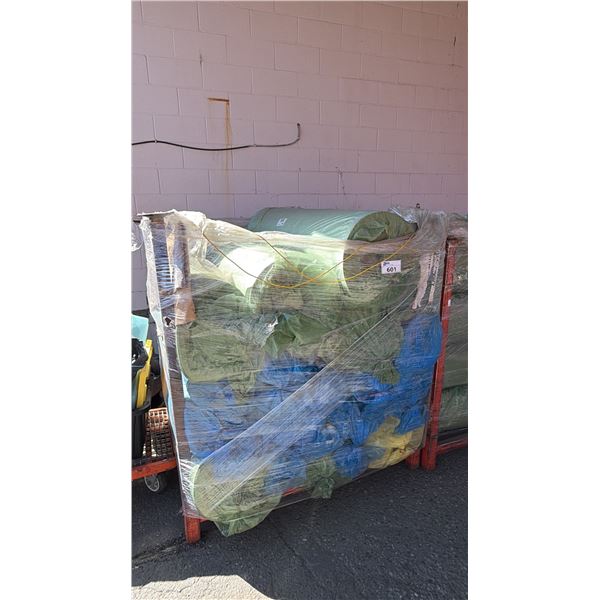 METAL PALLET OF ROLLS OF CARPET UNDERLAY FOAM