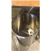 Image 2 : LARGE METAL TRASH CAN