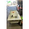 Image 4 : CERAMIC TUB 6' X 32"