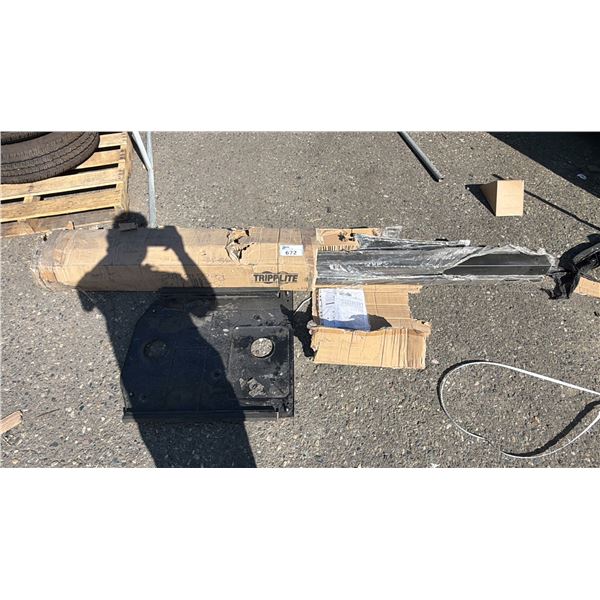 TRIPP-LITE SMARTRACK 4-POST HEAVY DUTY OPEN FRAME RACKS