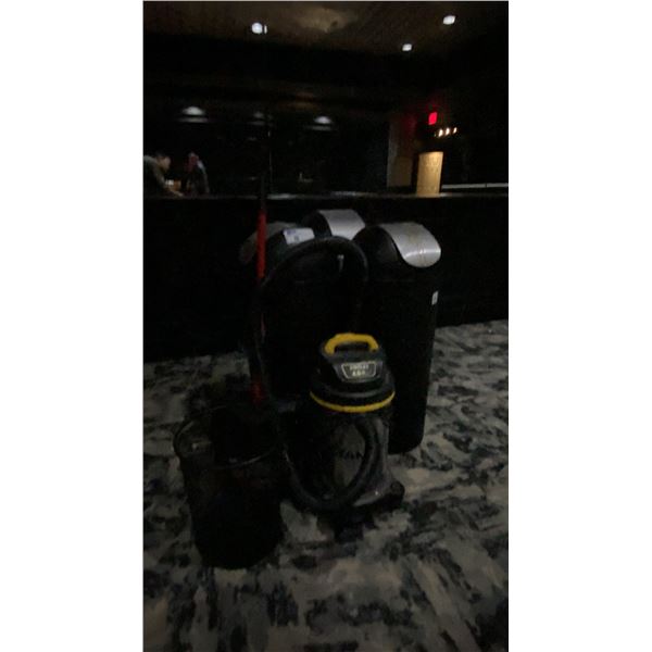 3 GARBAGE CANS, STANLEY WET/DRY VAC, LONG HANDLED DUST PAN AND SMALL WASTE PAPER BASKET