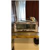 Image 1 : VESTFROST BAR REFRIGERATOR DRINK SMOKER