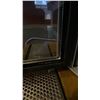 Image 4 : VESTFROST BAR REFRIGERATOR DRINK SMOKER
