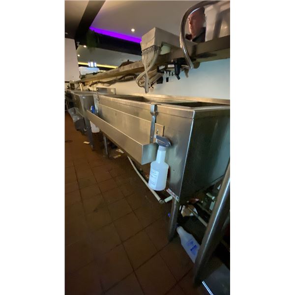 STAINLESS STEEL ICE/BEVERAGE STAND ALONE BAR STATION - APPROX. 52" X 18" X 31" HIGH