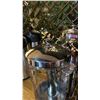 Image 3 : GROUP OF (4) BEVERAGE DISPENSERS