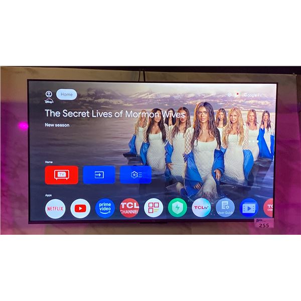 55" TCL TV WITH WALL MOUNT *NO REMOTE* *BUYER WILL REQUIRE TOOLS TO DETACH FROM WALL*