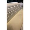 Image 4 : WHITE LEATHER UPHOLSTERED BENCH SEAT - APPROX. 6FT