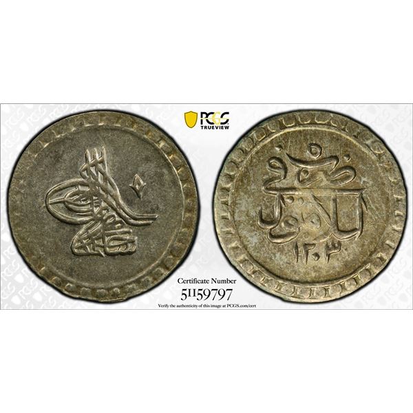 TURKEY (OTTOMAN): Selim III, 1789-1807, AR 10 para, Islambul, AH1203 year 5 (1793), PCGS MS64