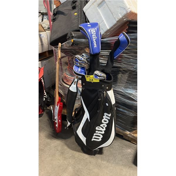 WILSON GOLF BAG WITH ASSORTED CLUBS