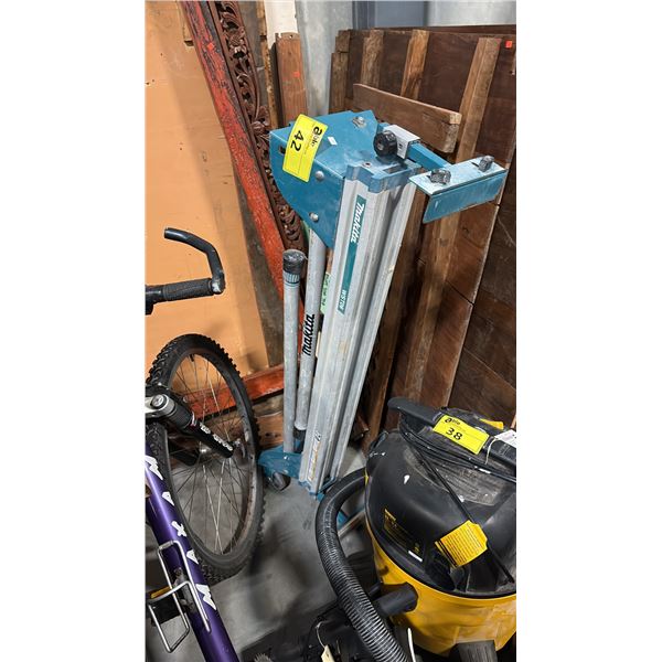 MAKITA WST06 COMPACT FOLDING MITER SAW STAND