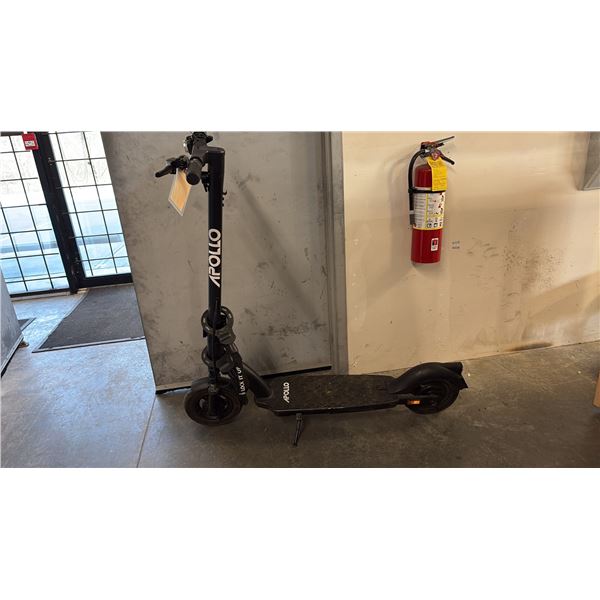 APOLLO ELECTRIC SCOOTER NO CHARGER