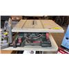 Image 2 : BOSCH 4000 PORTABLE CONTRACTOR-GRADE TABLE SAW