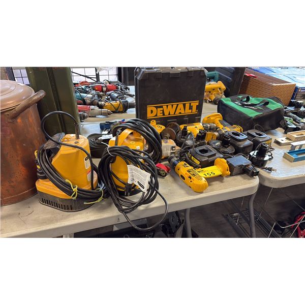 MIXED ITEMS INCL MONDI UTILITY & SUMP PUMPS, DEWALT POWER TOOLS, 5 MIXED BATTERIES, CHARGERS AND