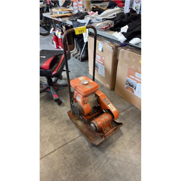MIKASA SANGYO CO. MODEL MVC-50GB PLATE COMPACTOR