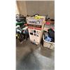 Image 1 : HUSKY COMPACT CENTRAL VACUUM *IN BOX*