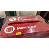 Image 2 : PALLET OF RED RETAIL SIGNS