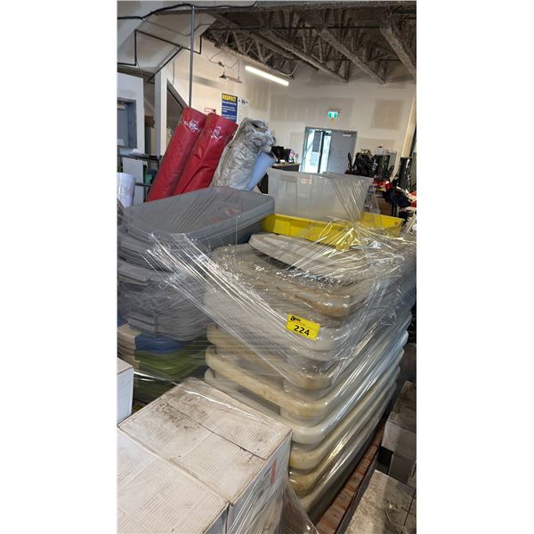 PALLET OF MIXED PLASTIC ITEMS INCL PLASTIC TUBS