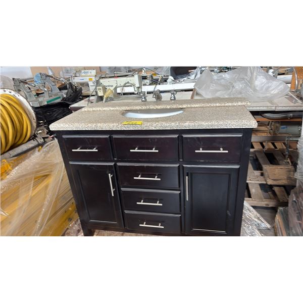 BATHROOM SINK CABINET WITH SINGLE SINK AND FAUCET