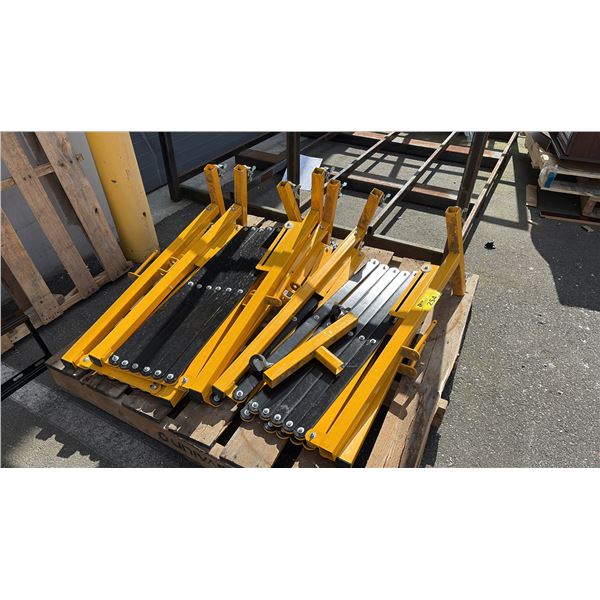 INDUSTRIAL EXPANDABLE METAL BARRICADE GATES