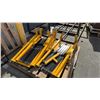 Image 1 : INDUSTRIAL EXPANDABLE METAL BARRICADE GATES