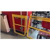 Image 3 : INDUSTRIAL EXPANDABLE METAL BARRICADE GATES