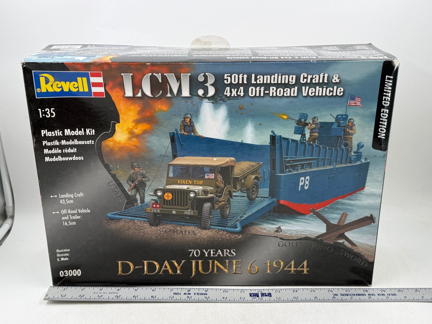 Unbuilt Revell LCM 3 50ft Landing Craft & 4x4 Off-Road Vehicle 1:35 ...