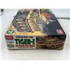 Image 2 : Unbuilt Academy German Heavy Tank Tiger-I Mid Production Version Model Kit