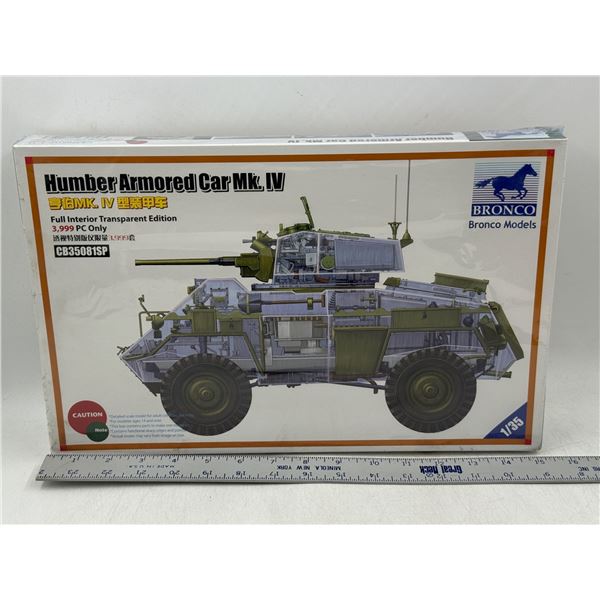 Sealed Bronco Humber Armored Car Mk. IV Full Interior Transparent Edition Model Kit