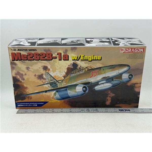 Unbuilt Dragon Me262B-1a w/ Engine 1:48 Scale Model Kit