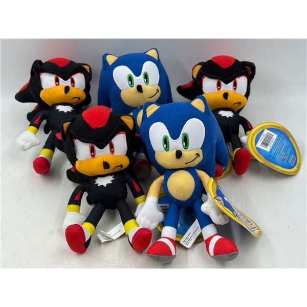 Lot of Sonic The Hedgehog Plushes