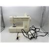 Image 1 : Kenmore Sewing Machine