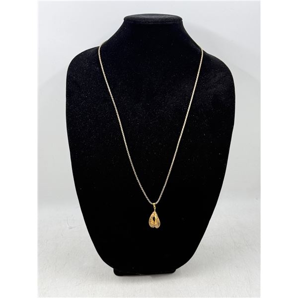 Sterling Silver Chain & Pendant