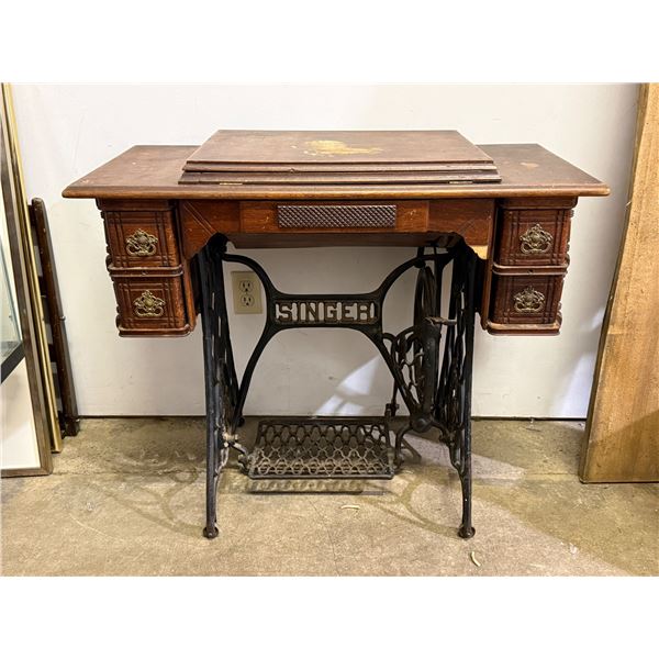 Antique Singer Treadle Sewing Machine