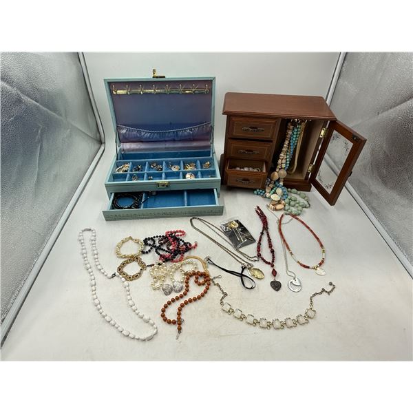 Lot of Assorted VTG Jewelry & Jewelry Boxes
