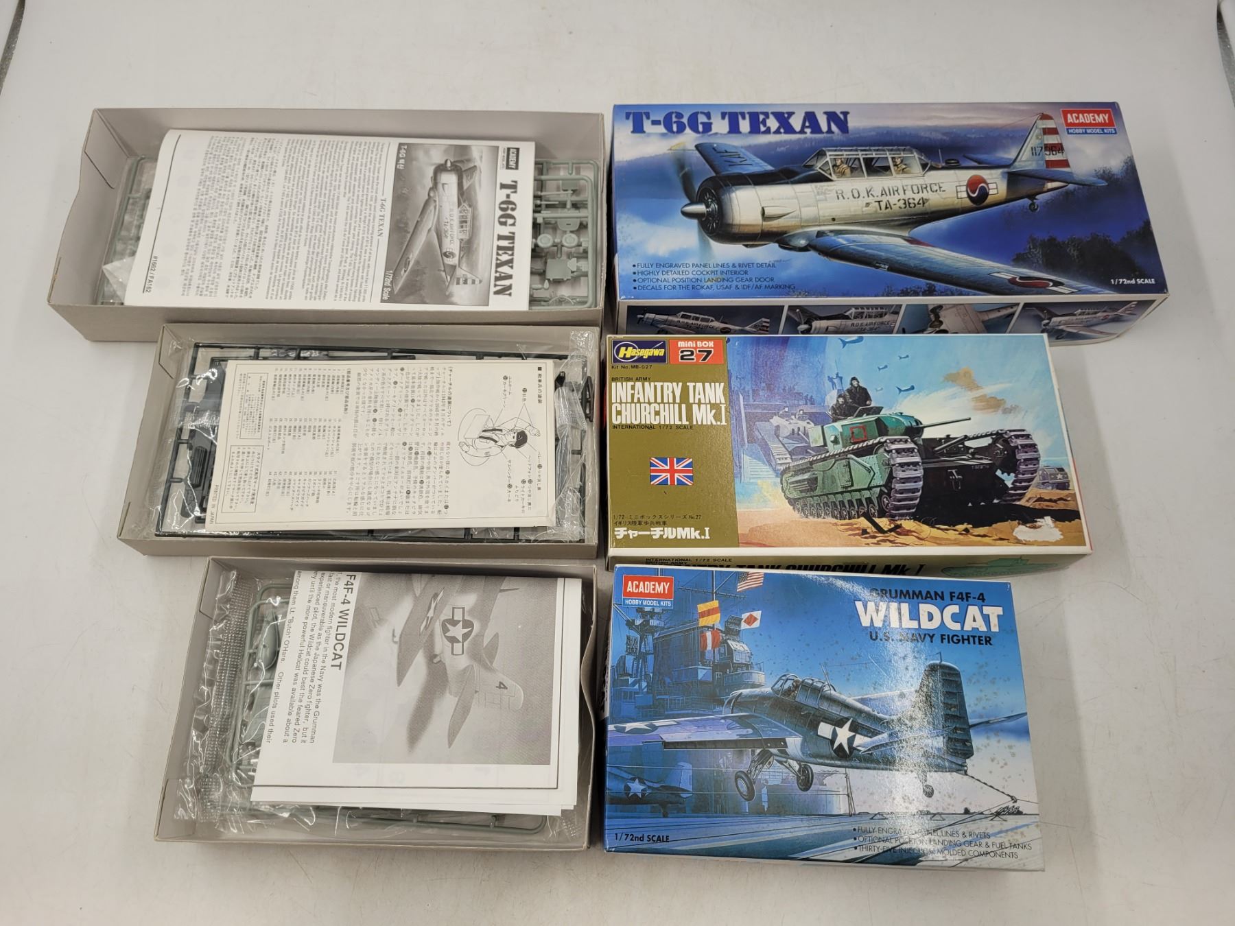 2 Unbuilt Aviation Model Kits & Unbuilt Infantry Tank Model Kit