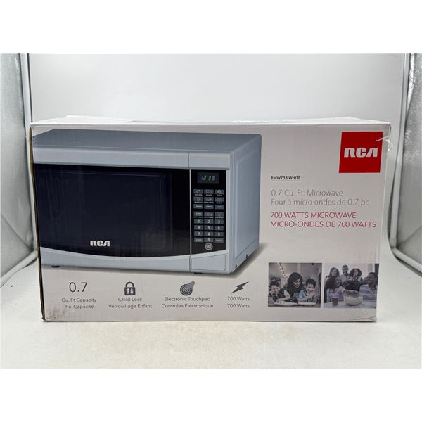 RCA 0.7 Cu. Ft. Microwave