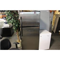 Brada S.S. Fridge / Freezer