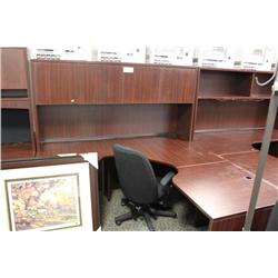 Mahogany Corner Desk With Hutch