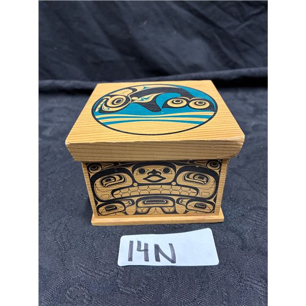 Very nice small Whale cedar box by Richard Kentz, Vancouver Isl 4"x4"x3"
