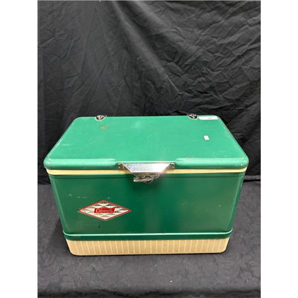Vintage Coleman cooler 21"x16"x12"