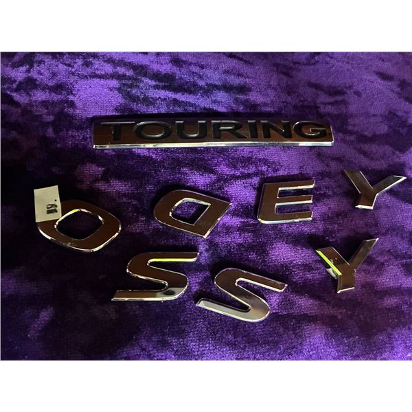 Vintage car plaque and assorted letters