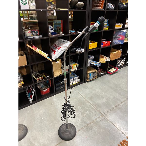 Apex microphone with floor stand