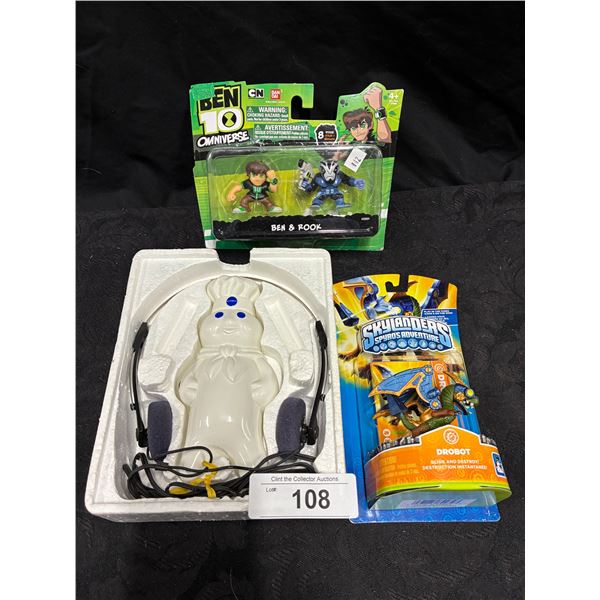 Collectable lot inc Pilsbury Dough Boy radio & 2 figarine packs