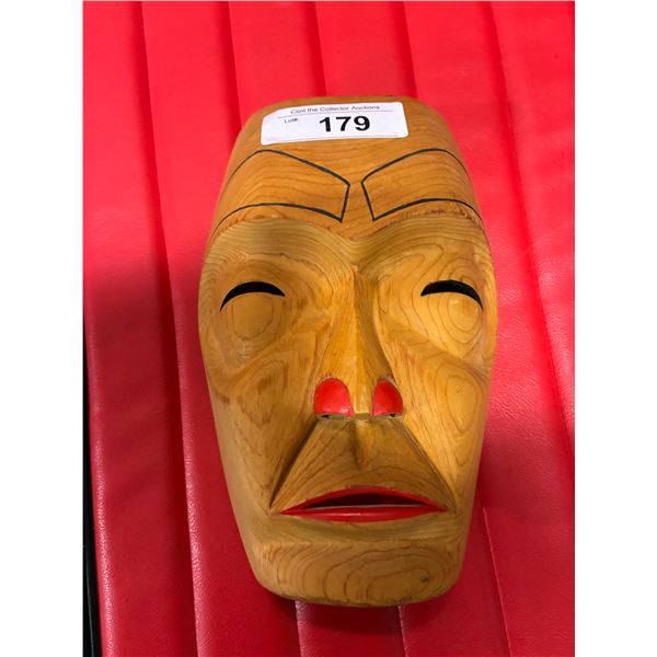 Vintage First Nations mask 9"