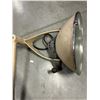 Image 3 : Vintage dentistry light