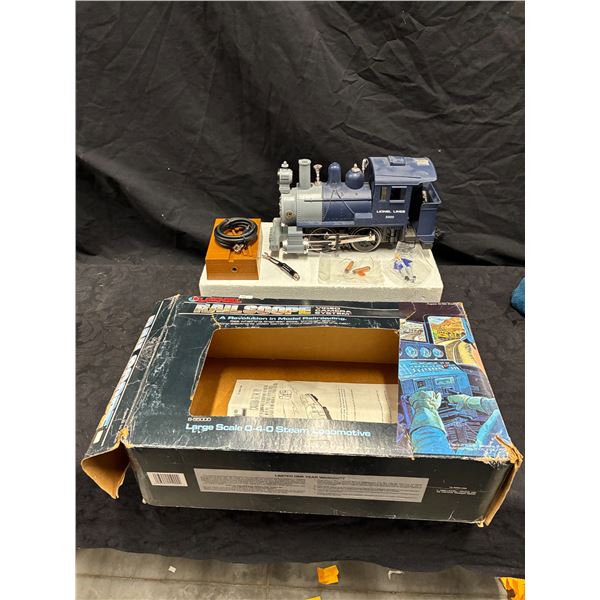 Vintage Lionel G scale steam locomotive with video camera, box is 18"x11"