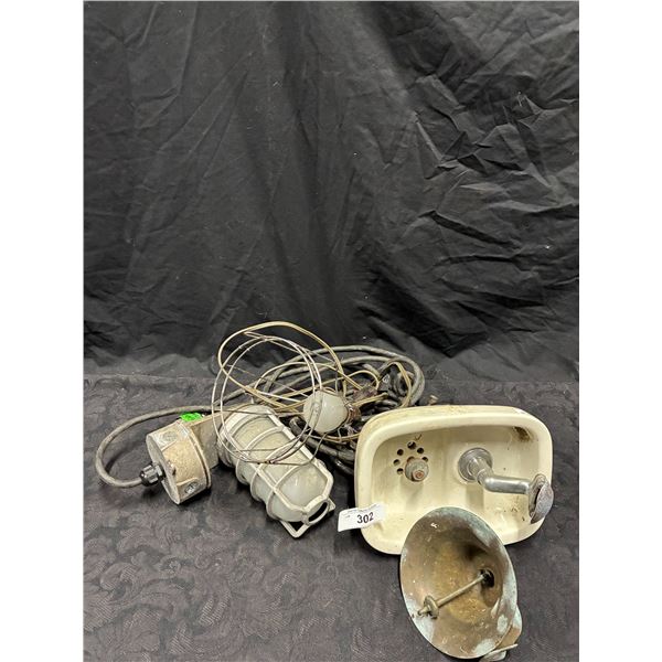 Vintage collectable lot inc bell, 2 lights