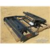 Image 2 : LANDHONOR MINI SKID STEER PALLET FORK FRAME